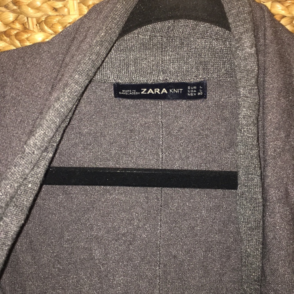 Zara Cardigan Sweater 🌟